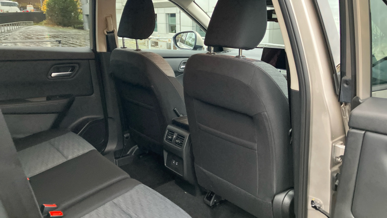 Nissan X-Trail 1.5 MHEV 163 N-Connecta 5dr [7 Seat] Xtronic Petrol Station Wagon